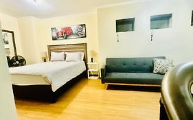 Stunning 2 Bedroom Inverter , Wifi Inside Golf Estate